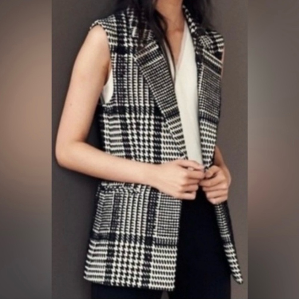 Theory Elegant Black and White Plaid Women's Vest